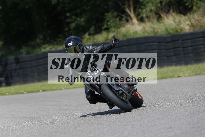 /44 09.08.2025 Plüss Moto Sport ADR/Einsteiger/99